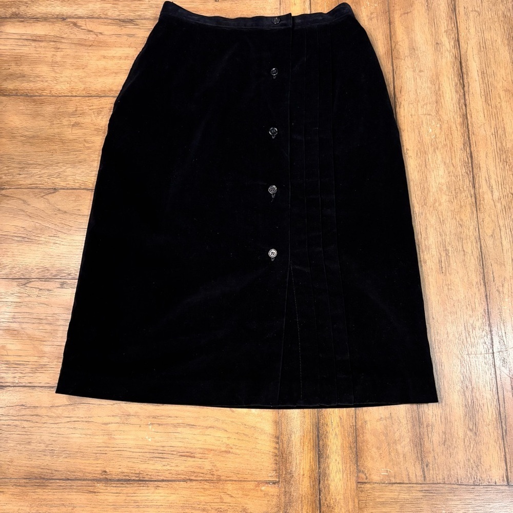 Vintage Jonathan Logan Black Velvet Button Front Skirt, size 13/14, Midi Chic